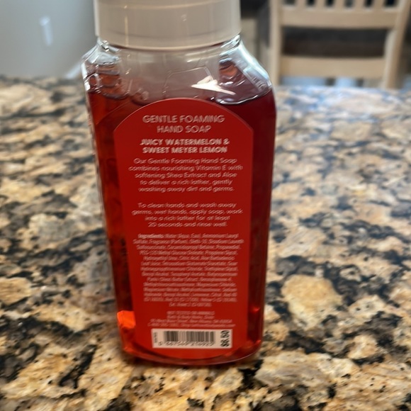 Hand soap - Picture 2 of 2